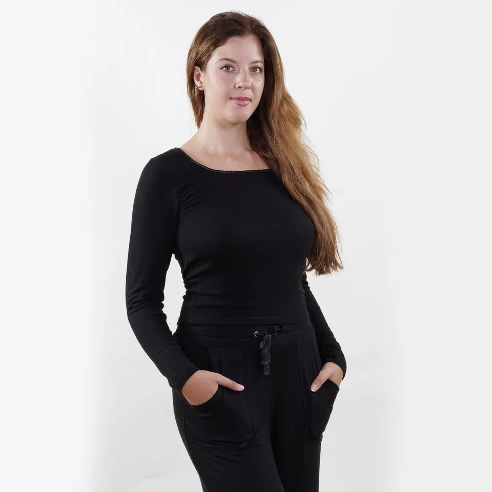 isotoner-t-shirt-femme-col-carr-noir image 1