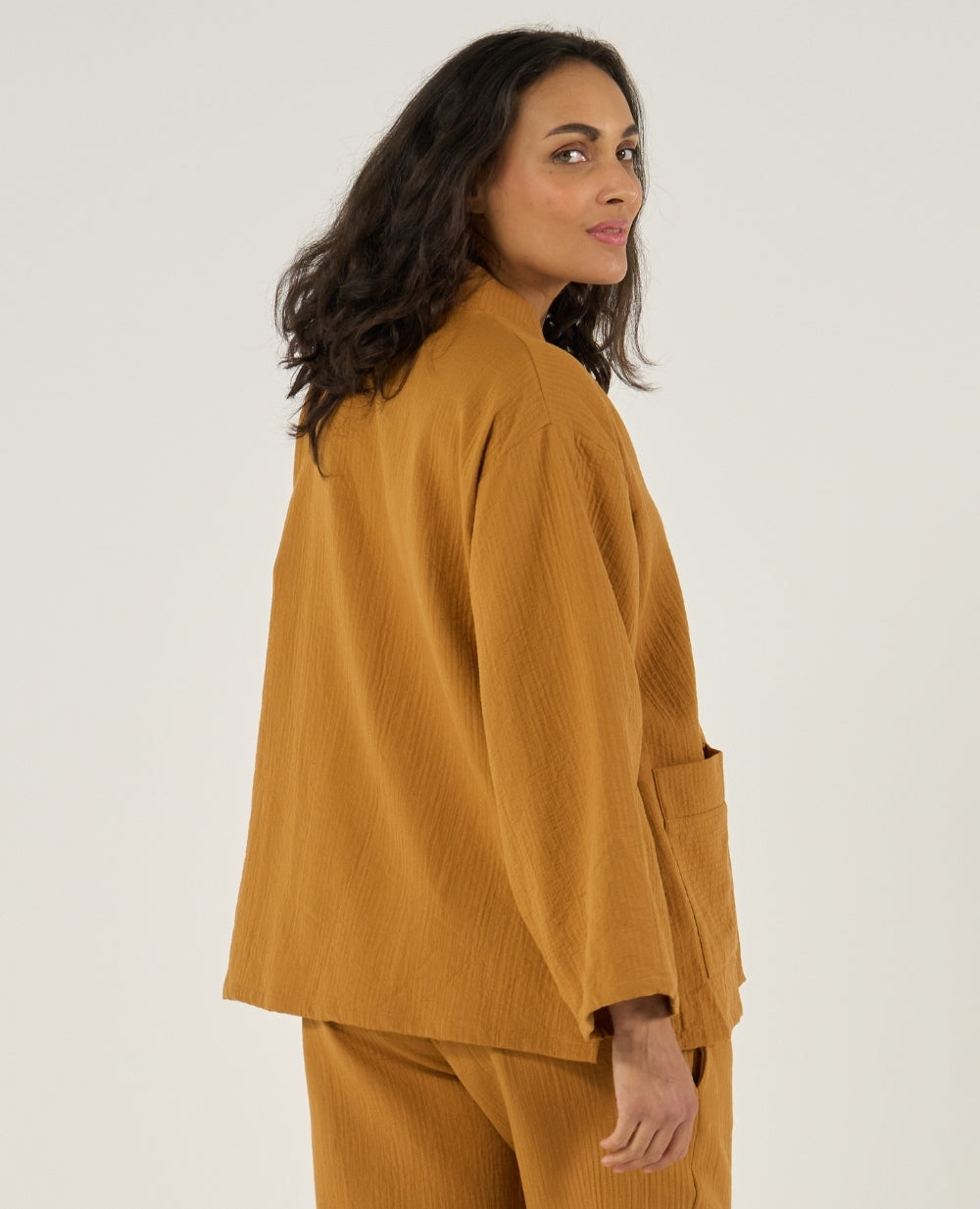 cache-c-ur-veste-de-maternit-celia-kimono-cumin-coton-bio image 6