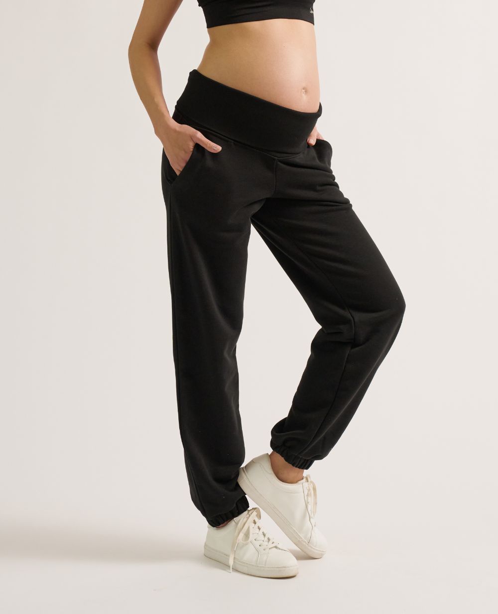 cache-c-ur-woma-jogger-sport-grossesse-noir image 4