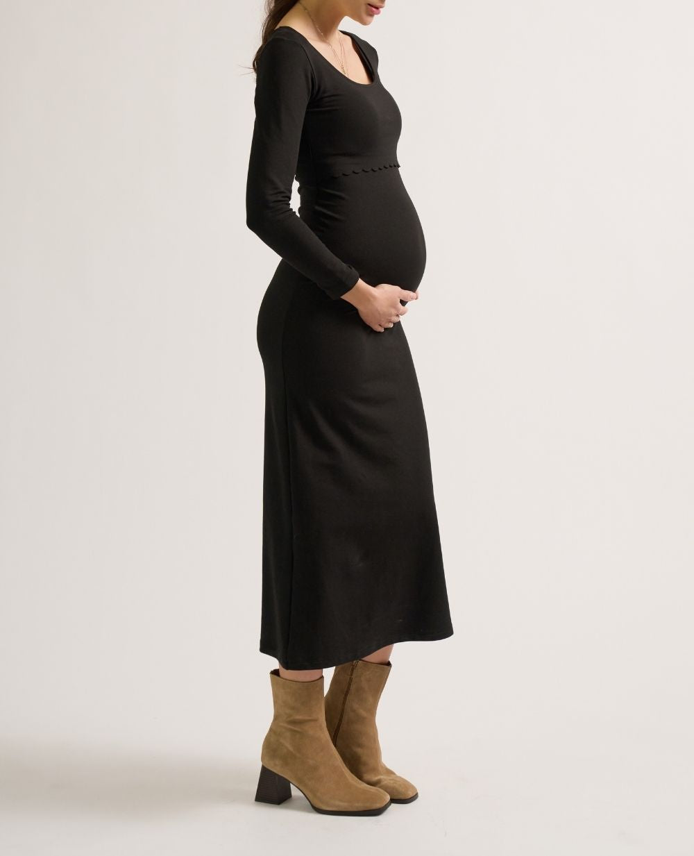 cache-c-ur-mathilde-robe-de-grossesse-et-d-allaitement-manches-longues-noir image 1