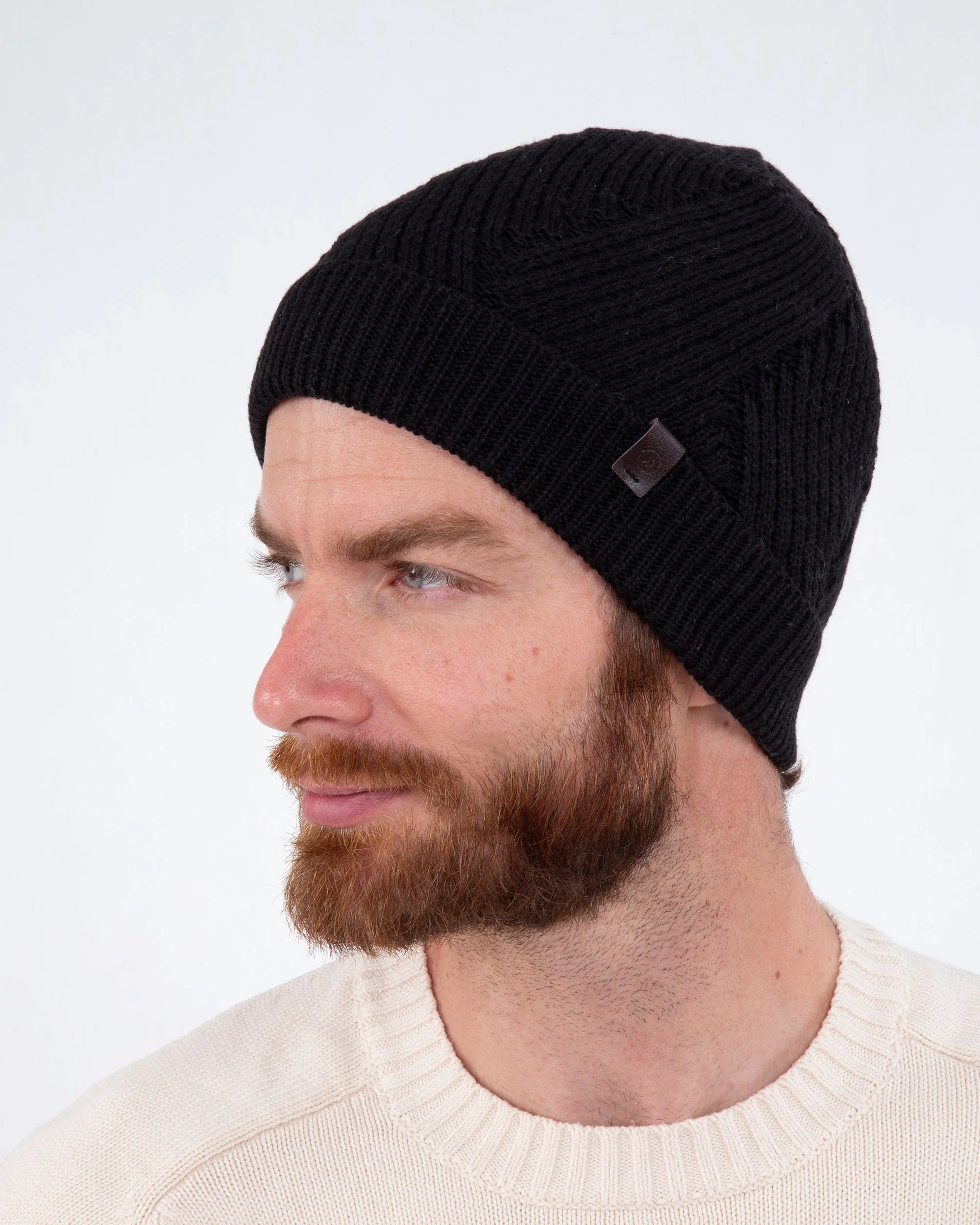 isotoner-bonnet-homme-maille-c-tel-e-noir-doubl-polaire image 2