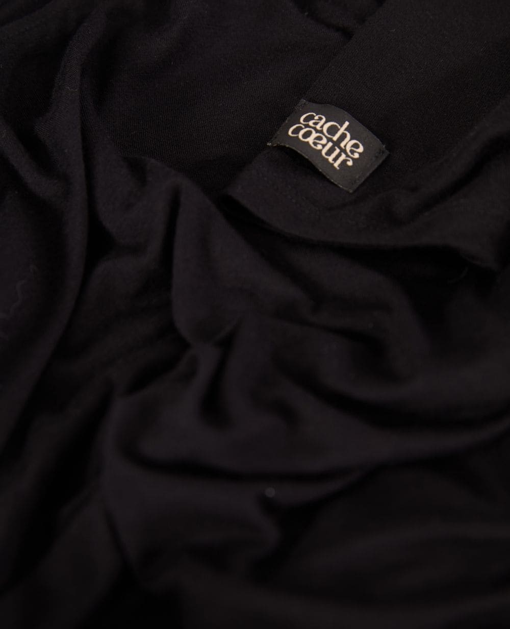 cache-c-ur-t-shirt-grossesse-et-allaitement-louna-manches-longues-noir image 8