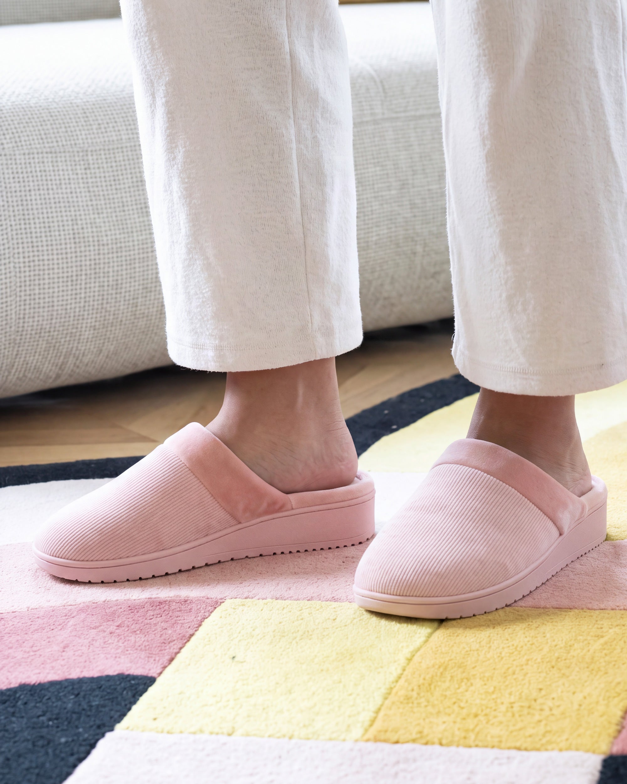 isotoner-chaussons-mules-talon-femme-blush-velours image 2