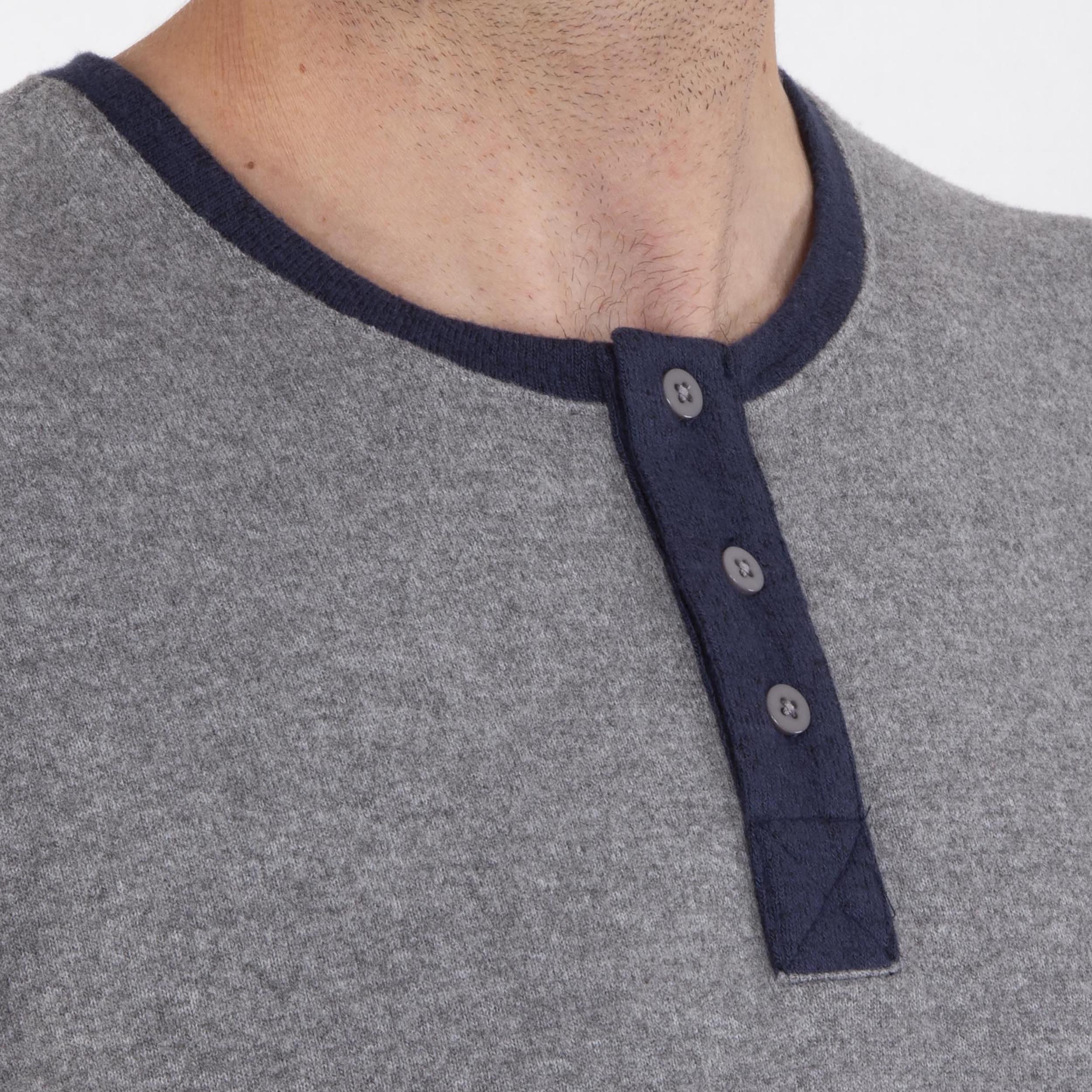 isotoner-t-shirt-manches-longues-homme-gris-chin-ecovero image 2