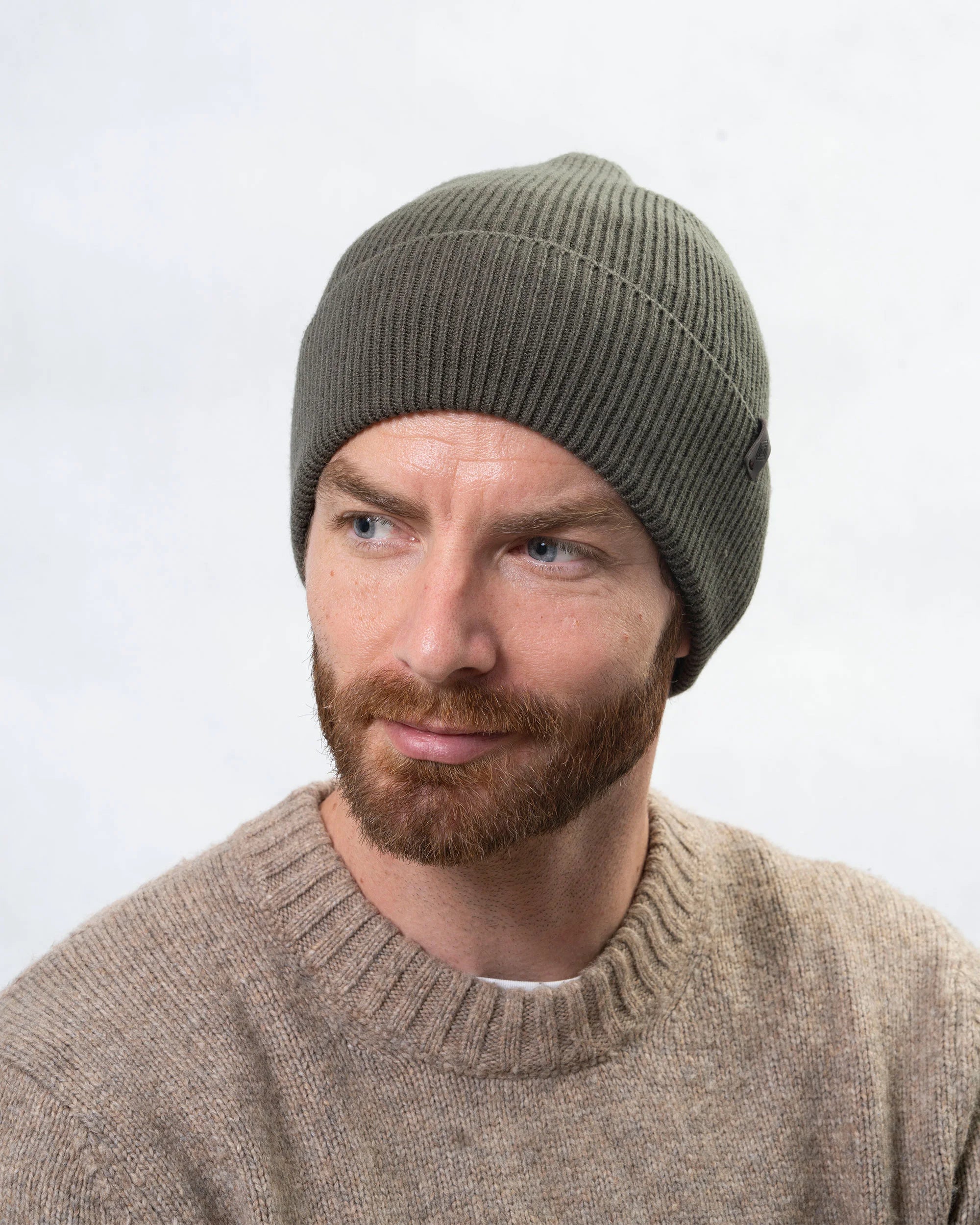 isotoner-bonnet-homme-maille-ultra-doux-kaki image 2