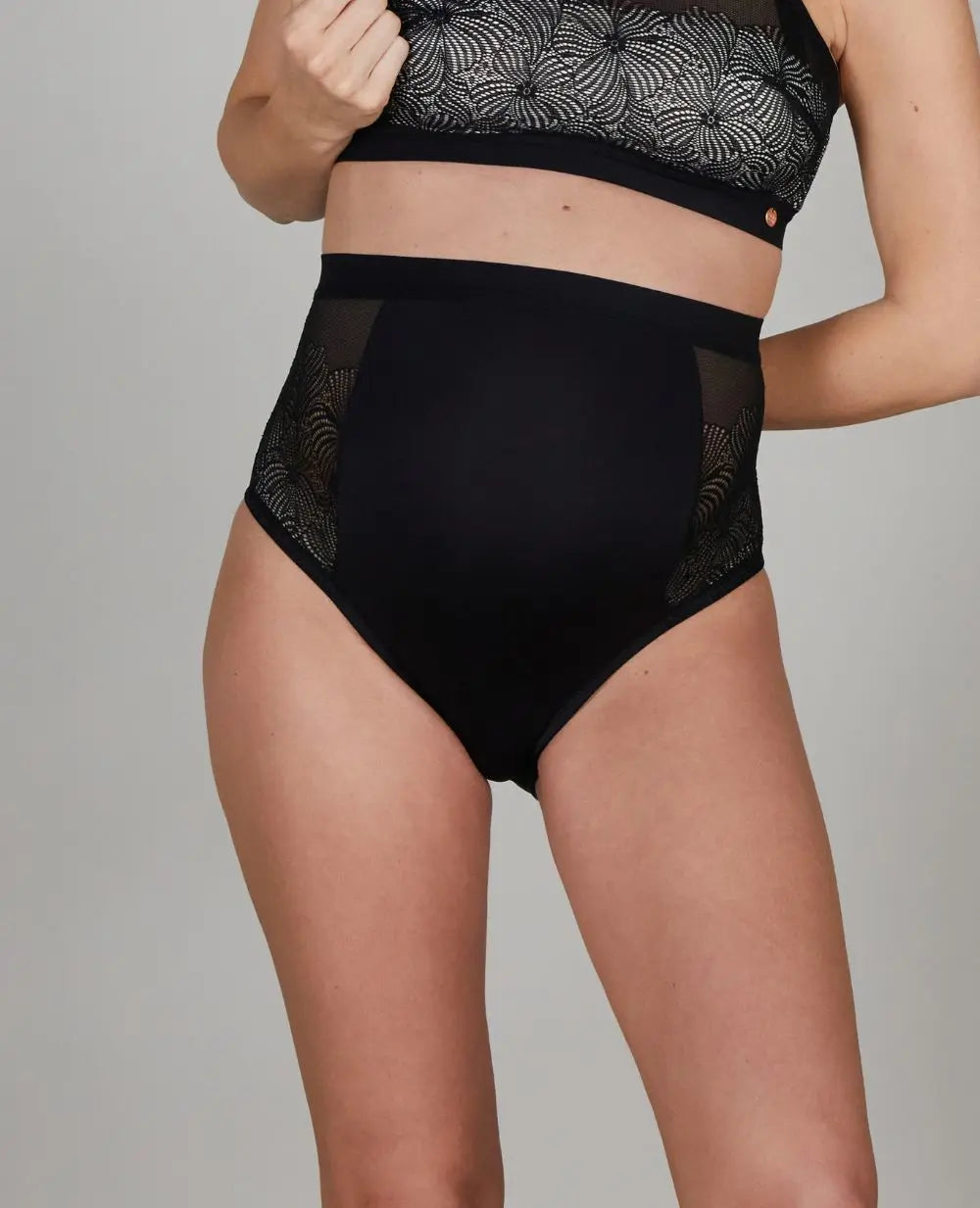 cache-c-ur-maxi-culotte-maternit-dahlia-noir-dentelle-taille-haute image 2