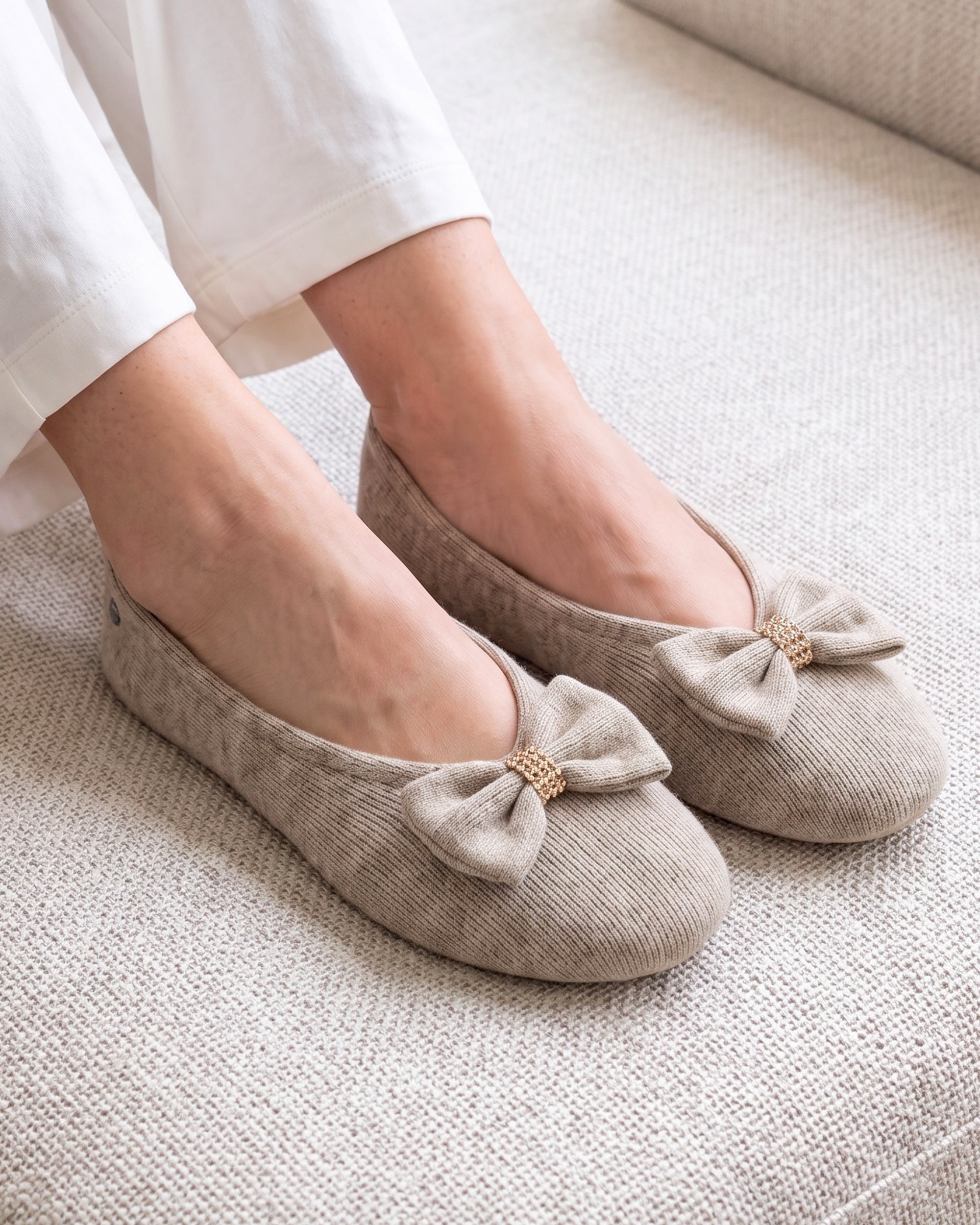 isotoner-chaussons-ballerines-femme-grand-n-ud-kaki image 1