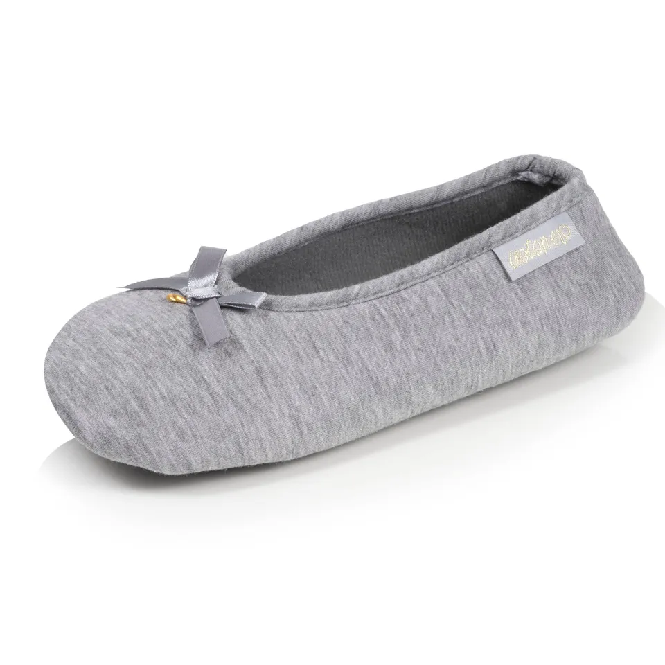 isotoner-chaussons-ballerines-femme-gris-n-ud-satin image 1