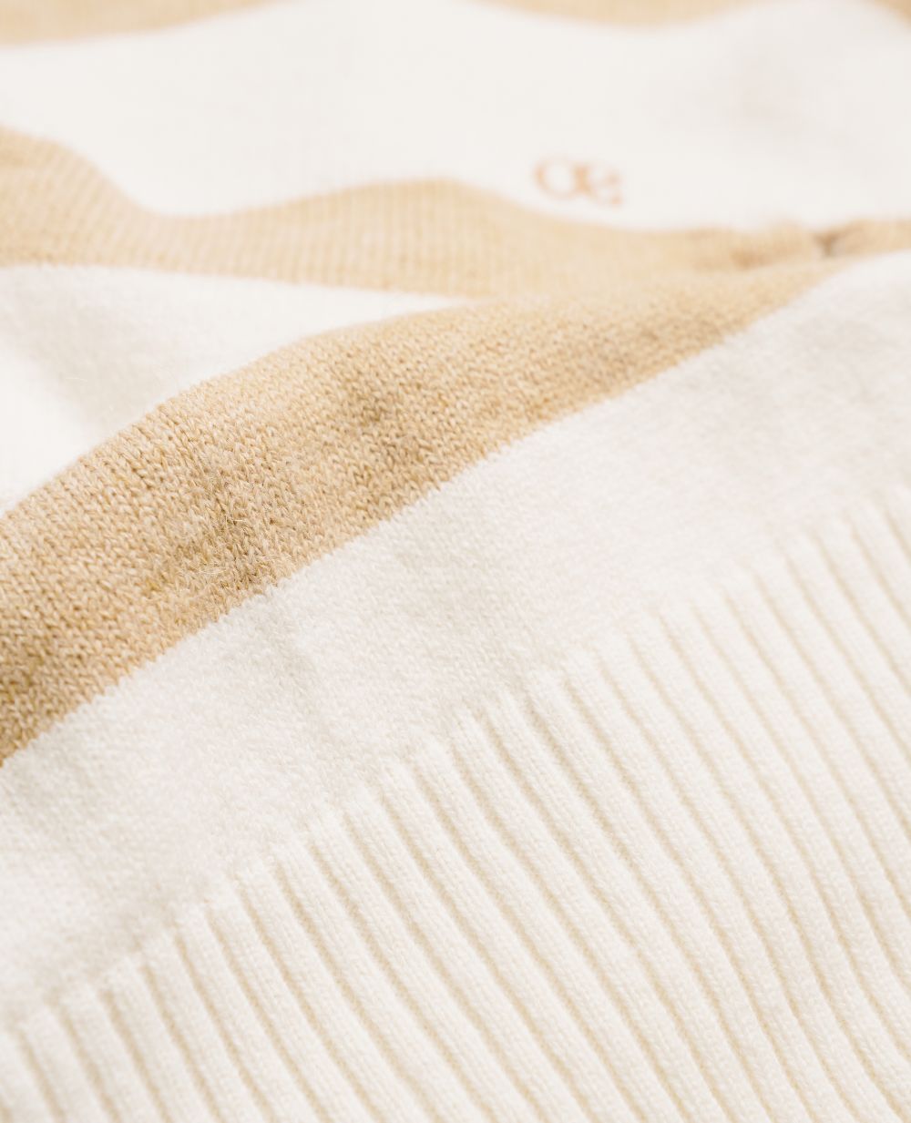 cache-c-ur-pull-de-grossesse-et-allaitement-cabourg-beige-ivoire image 7