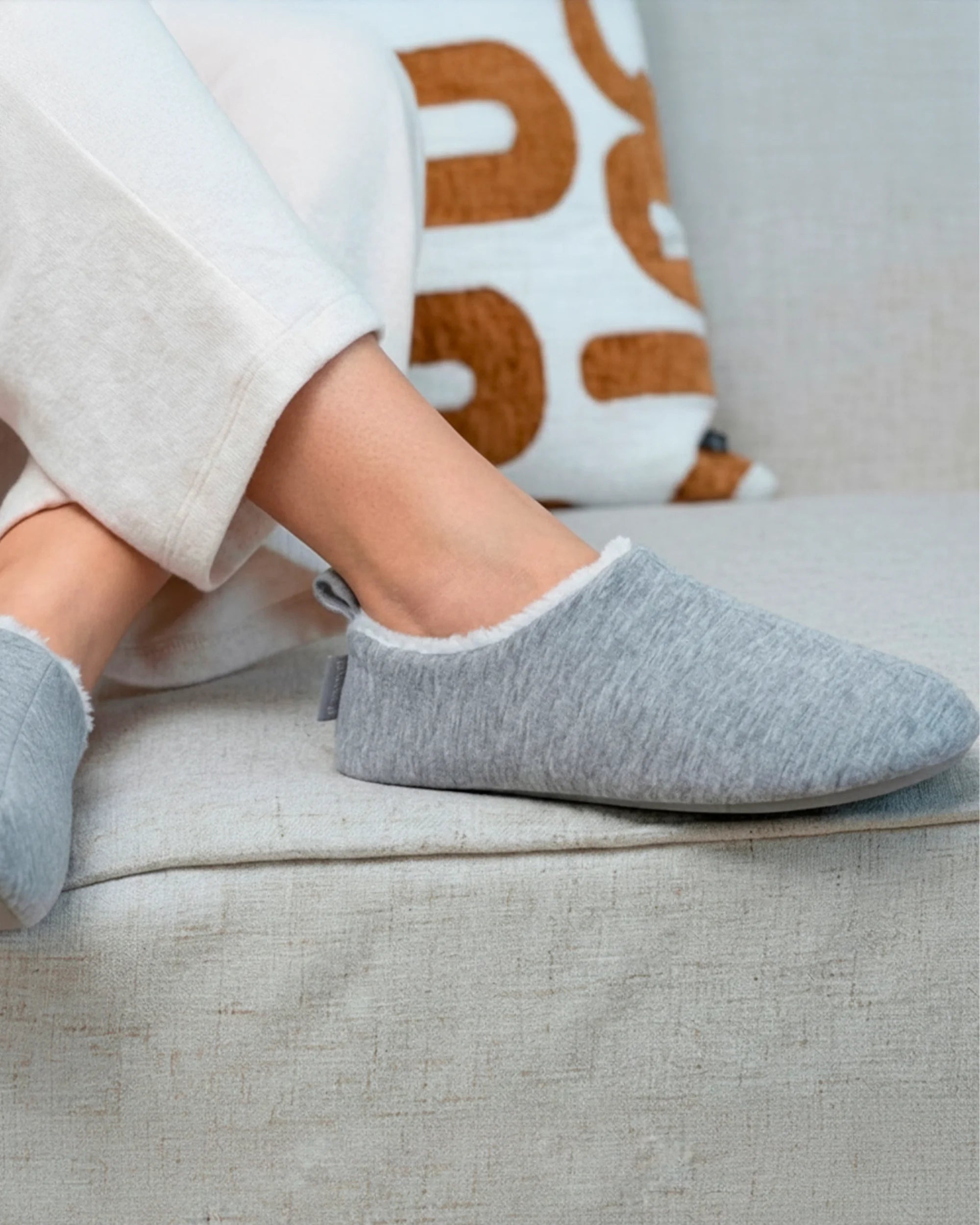 isotoner-chaussons-bottillons-femme-gris-chin-jersey image 2