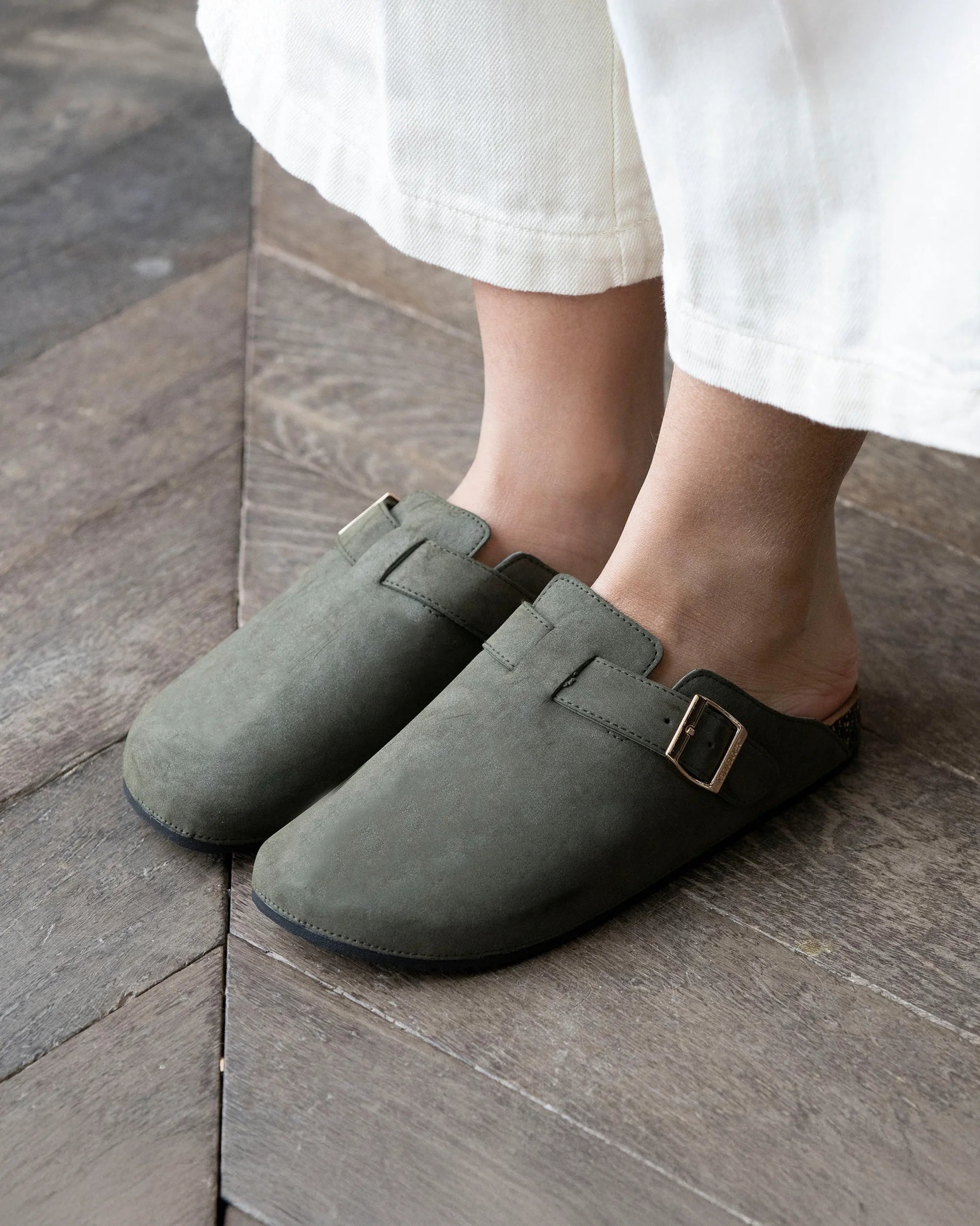 isotoner-mules-sabots-confort-femme-kaki image 2