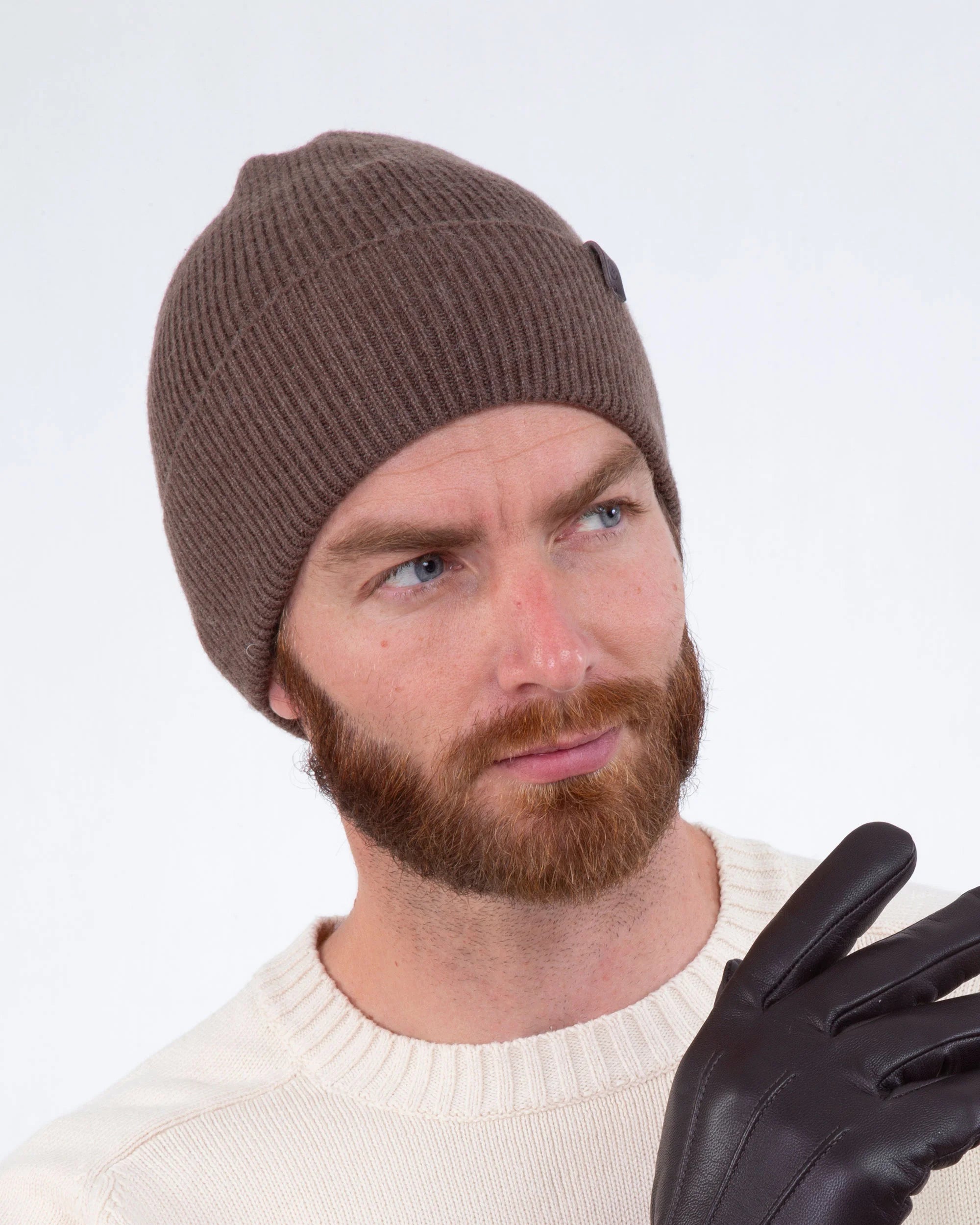isotoner-bonnet-homme-ultra-doux-taupe-maille-double-revers image 2