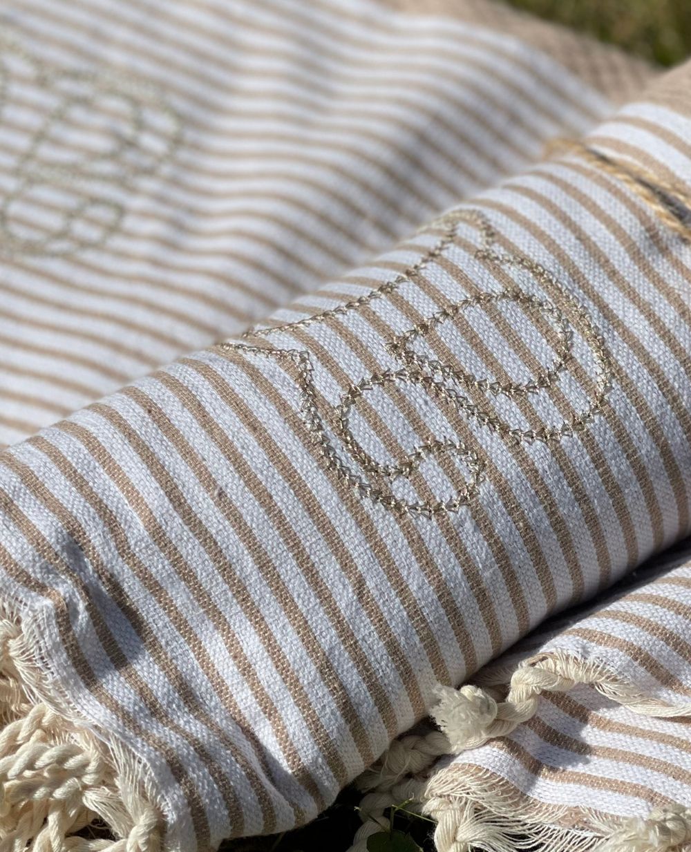 cache-c-ur-milos-fouta-plage-coton-beige image 2