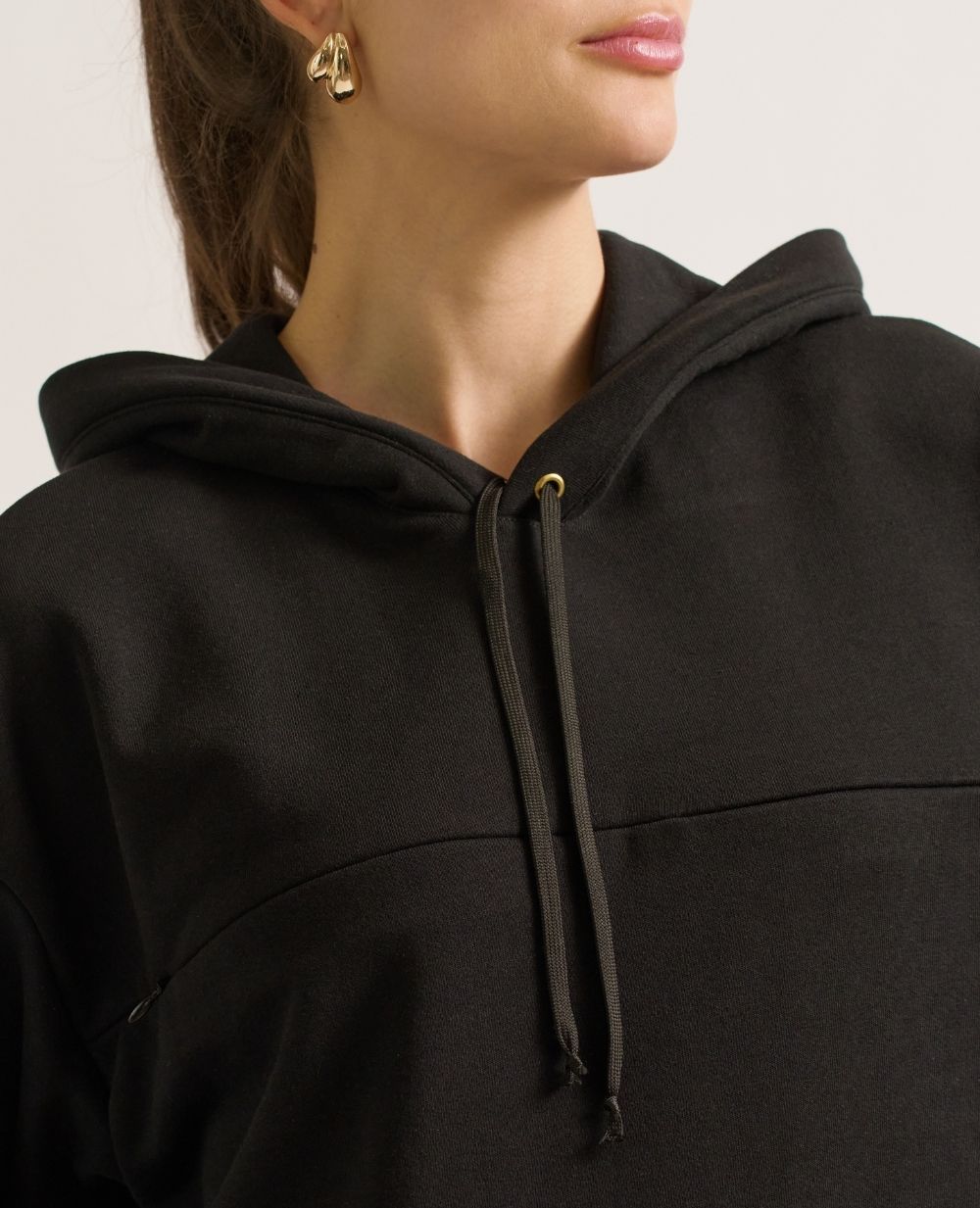cache-c-ur-boston-hoodie-de-grossesse-et-allaitement-noir image 7
