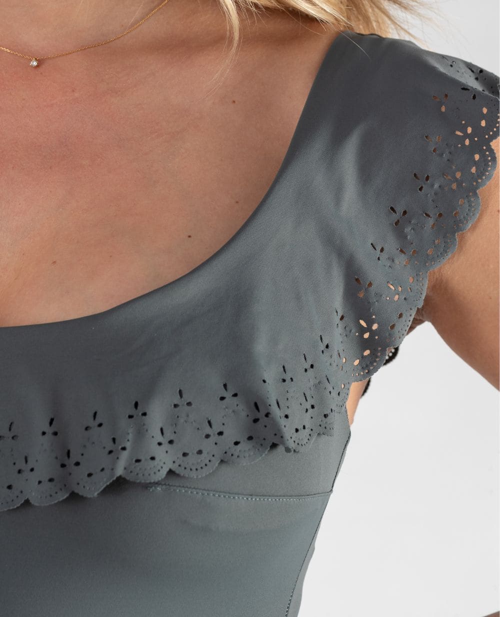 cache-c-ur-bloom-maillot-de-bain-de-grossesse-1-pi-ce-kaki image 4
