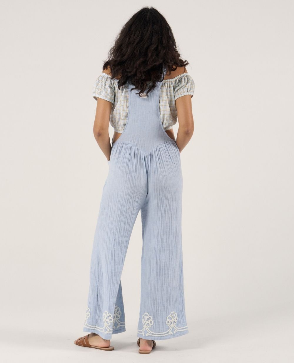 cache-c-ur-yael-salopette-de-maternit-broderie-bleu image 5