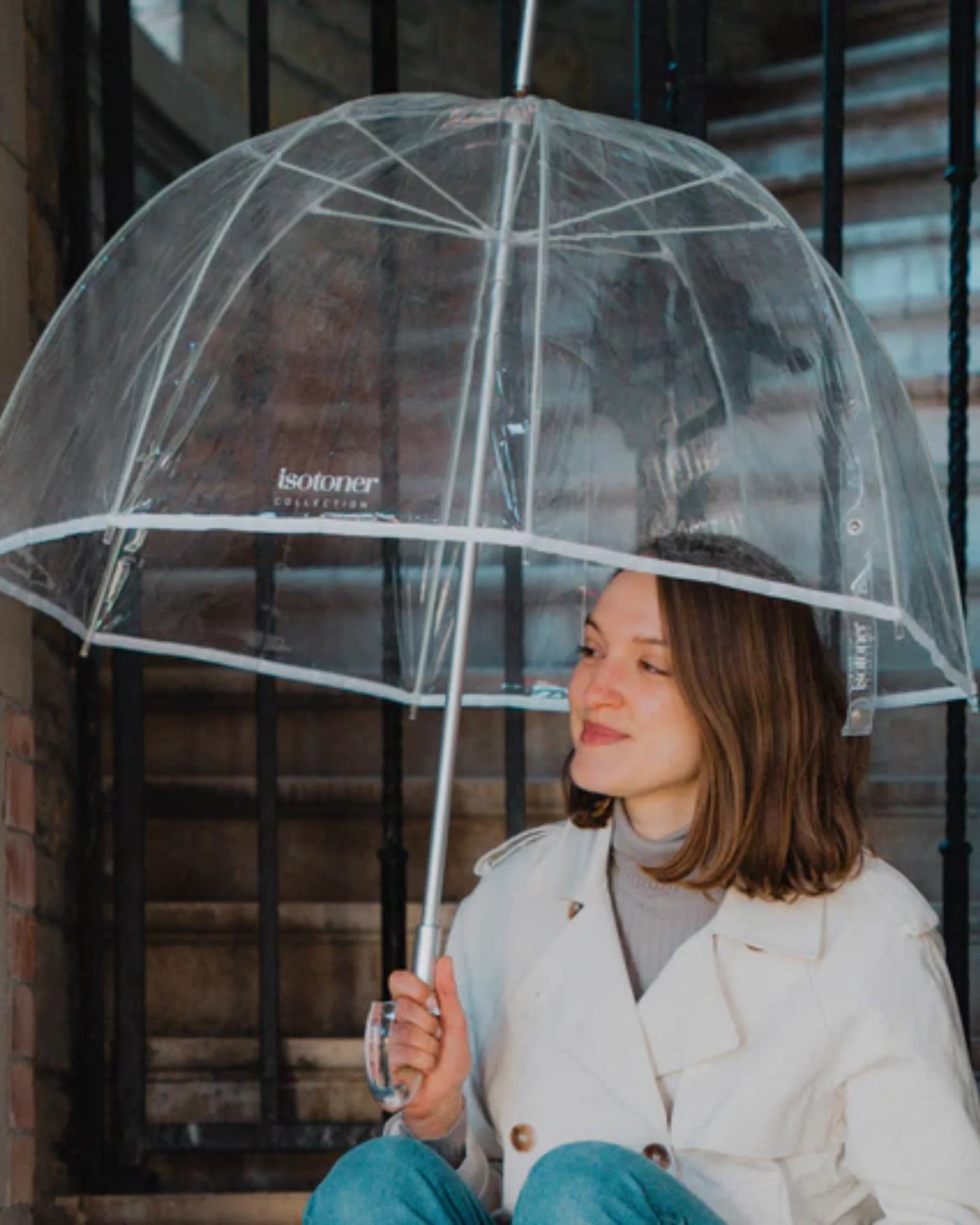 isotoner-parapluie-cloche-transparent-pvc-blanc-94-cm image 2