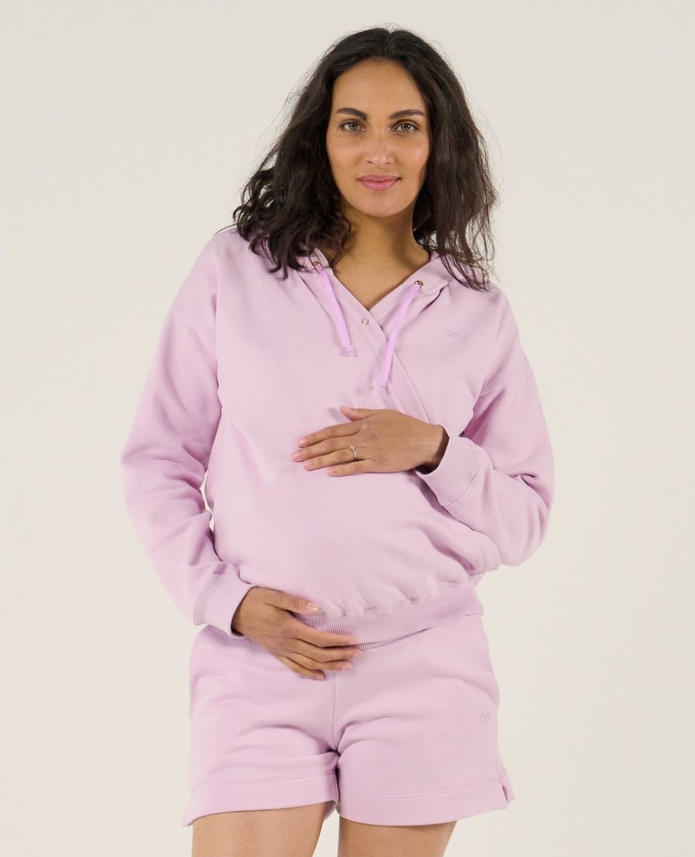 cache-c-ur-ensemble-coconut-lila-hoodie-short-allaitement image 2