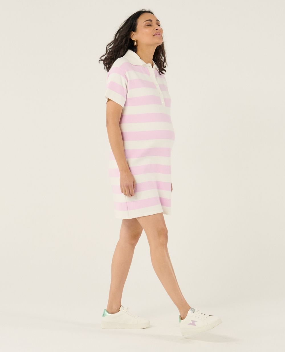 cache-c-ur-robe-d-allaitement-hamptons-parme image 3