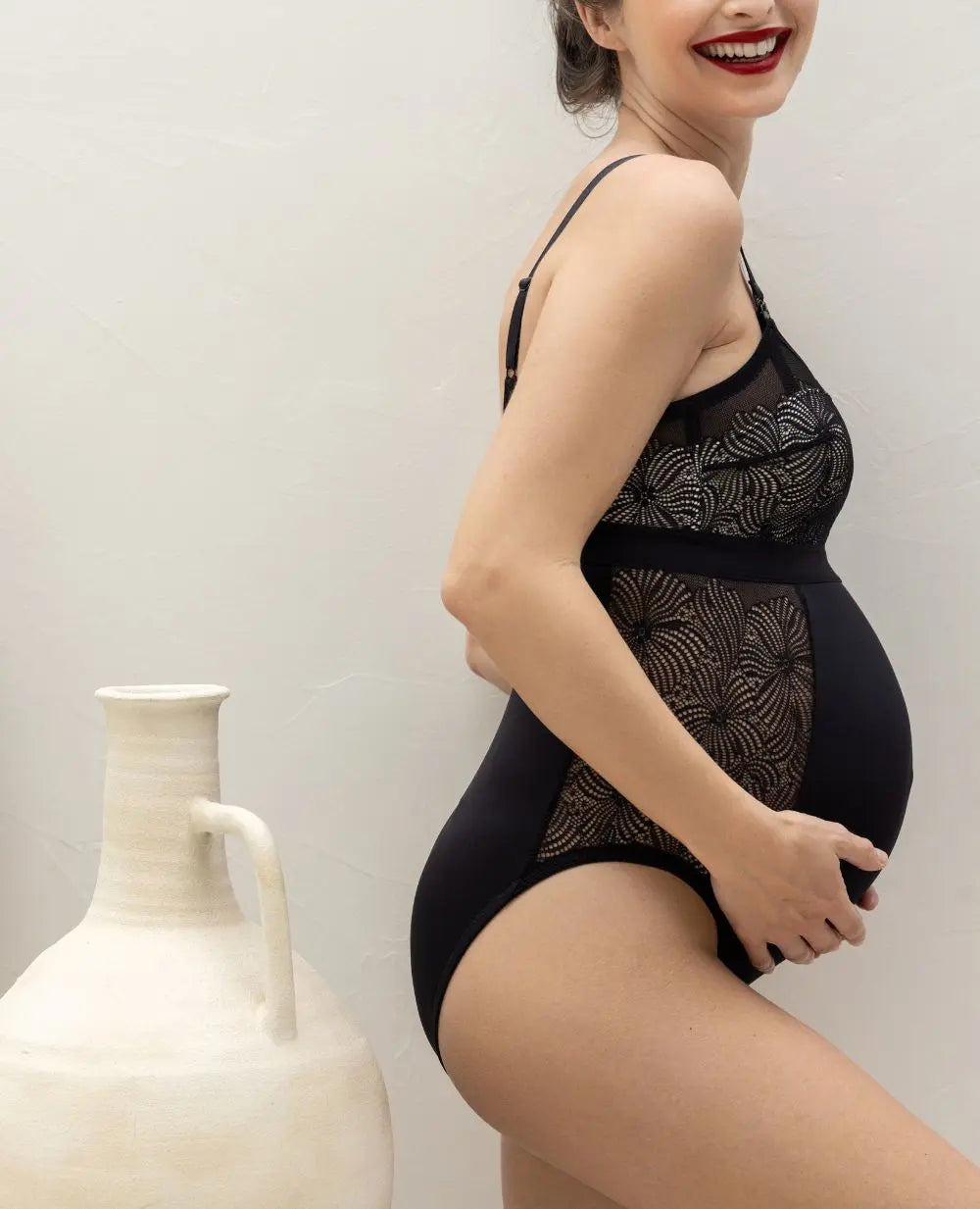 cache-c-ur-dahlia-body-grossesse-et-allaitement-noir image 2