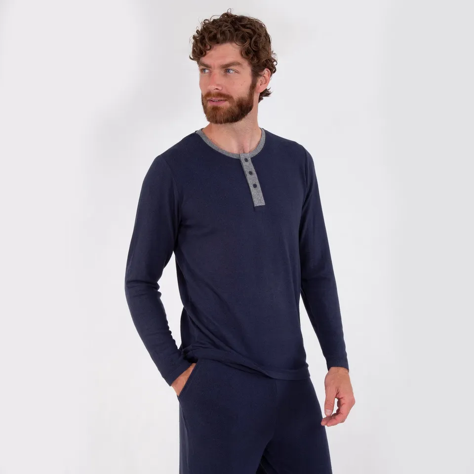 isotoner-t-shirt-manches-longues-homme-marine-ecovero image 1