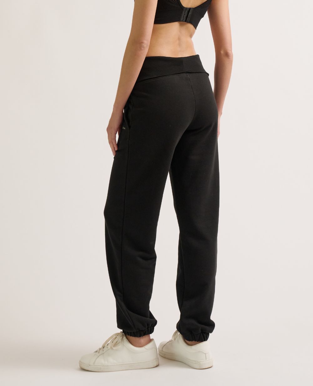 cache-c-ur-woma-jogger-sport-grossesse-noir image 5