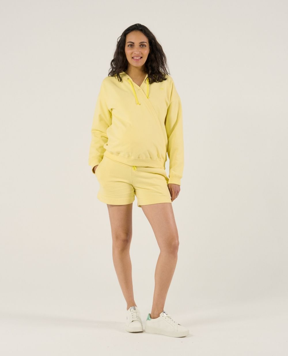 cache-c-ur-ensemble-hoodie-short-coconut-vanille image 2
