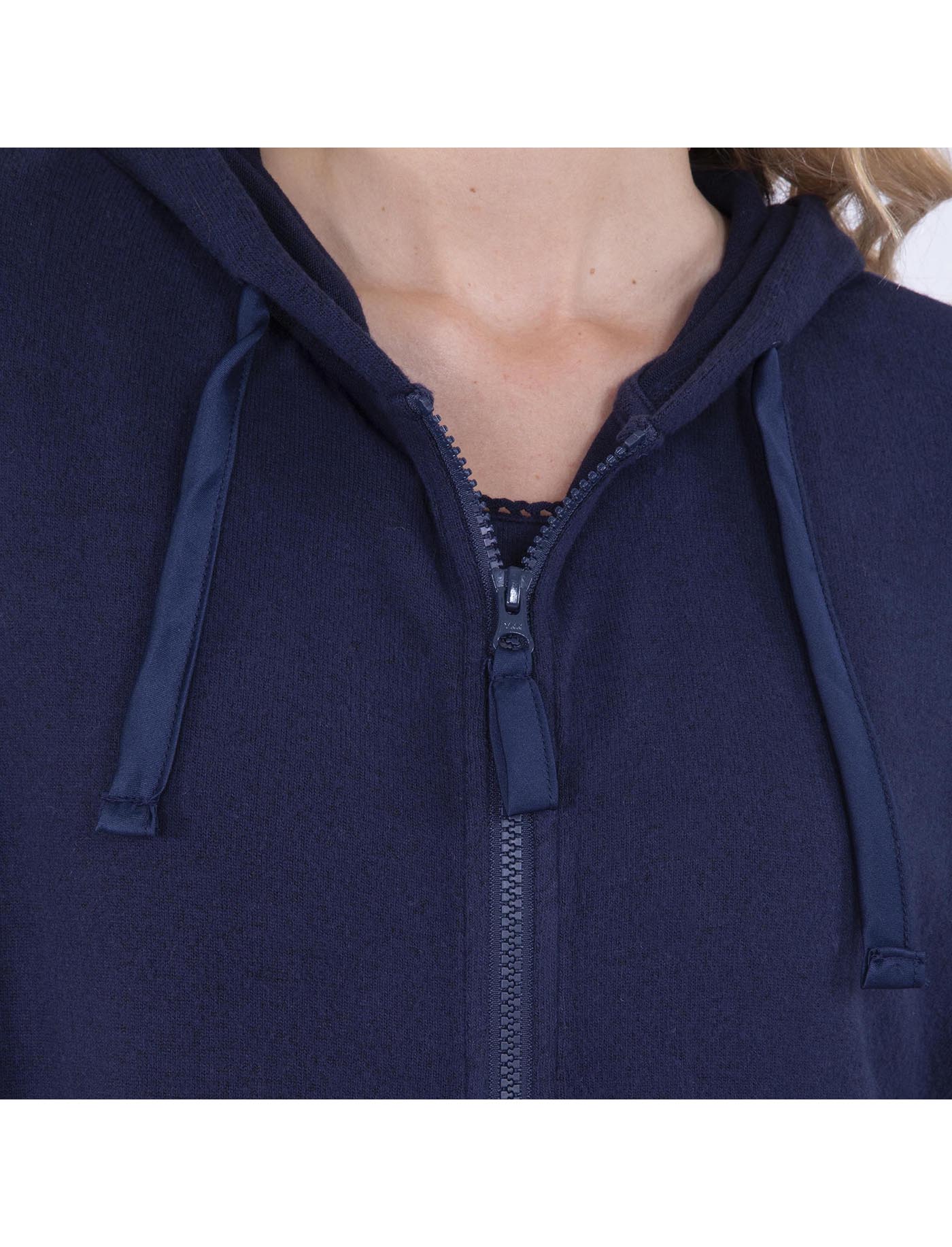 isotoner-sweat-shirt-capuche-femme-marine-ultra-doux image 7