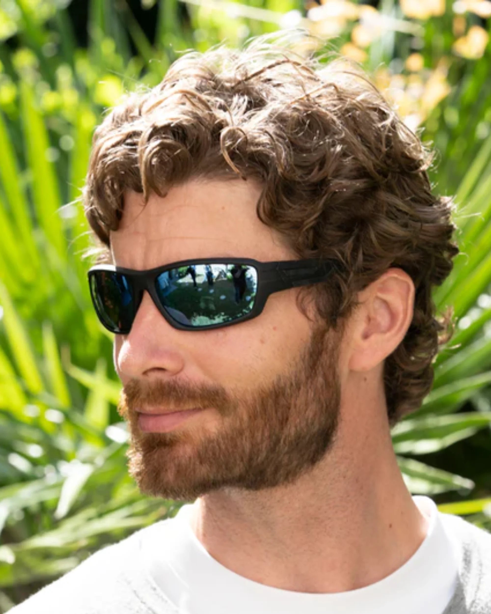 isotoner-lunettes-de-soleil-mixte-sport-noir-miroirs-polarisantes image 2
