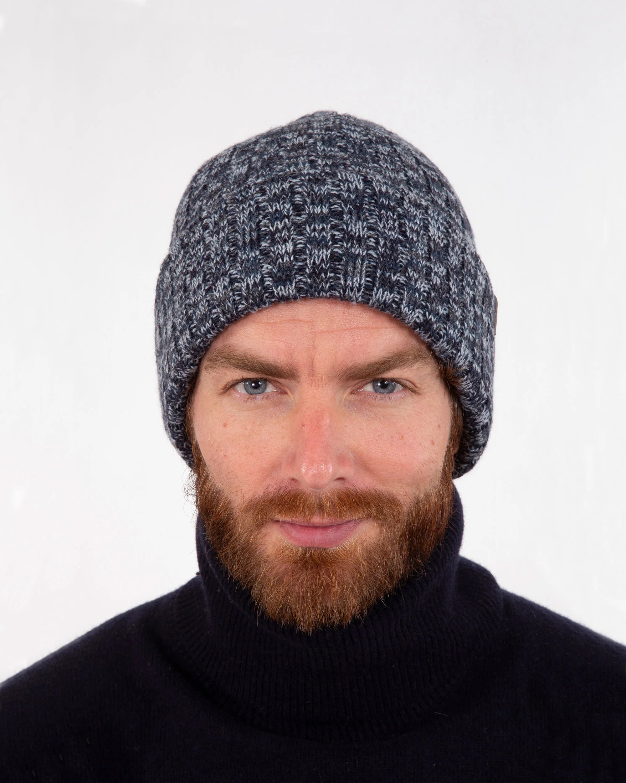 isotoner-bonnet-homme-maille-c-tel-e-marine-chin-polaire image 2