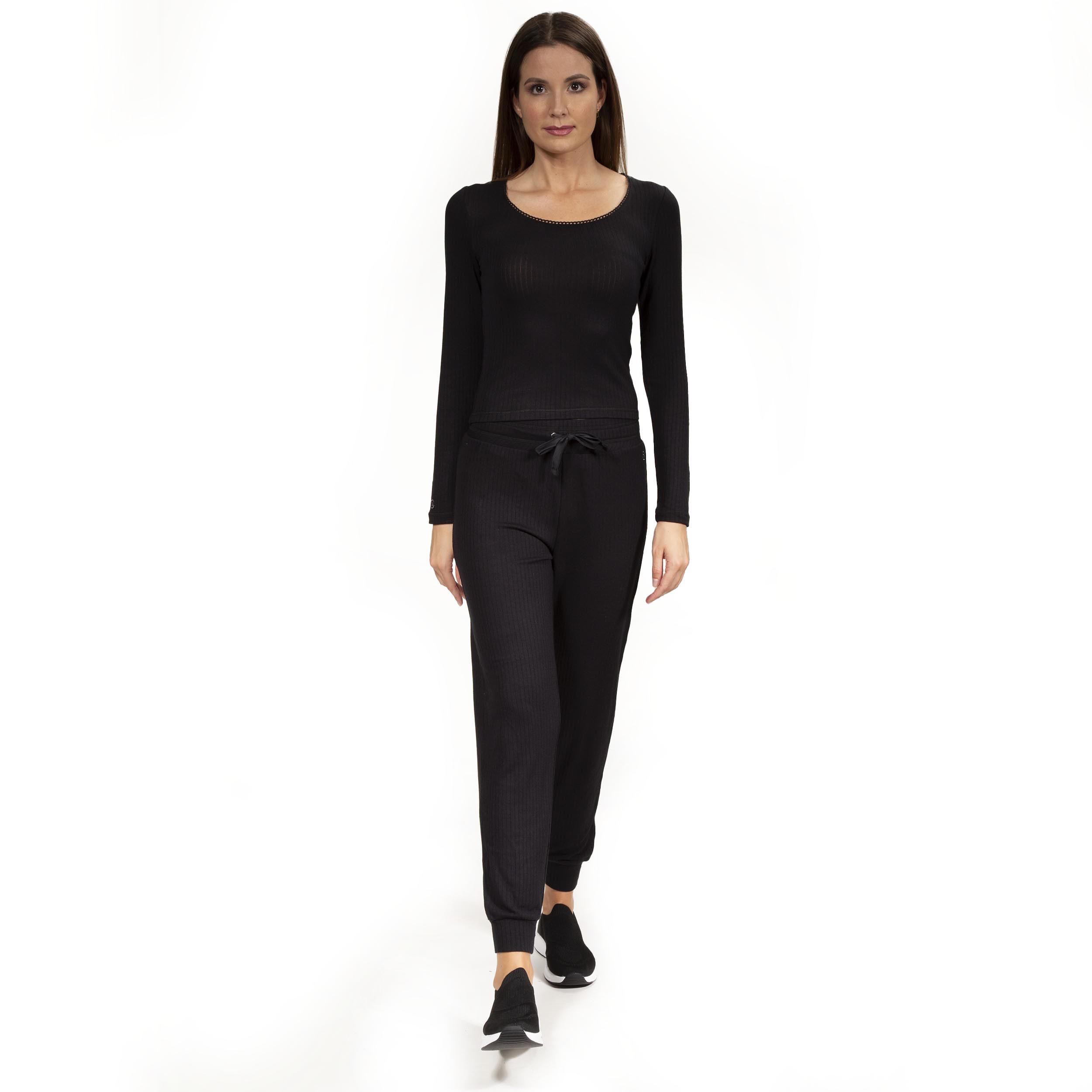 isotoner-t-shirt-col-carr-femme-noir image 8