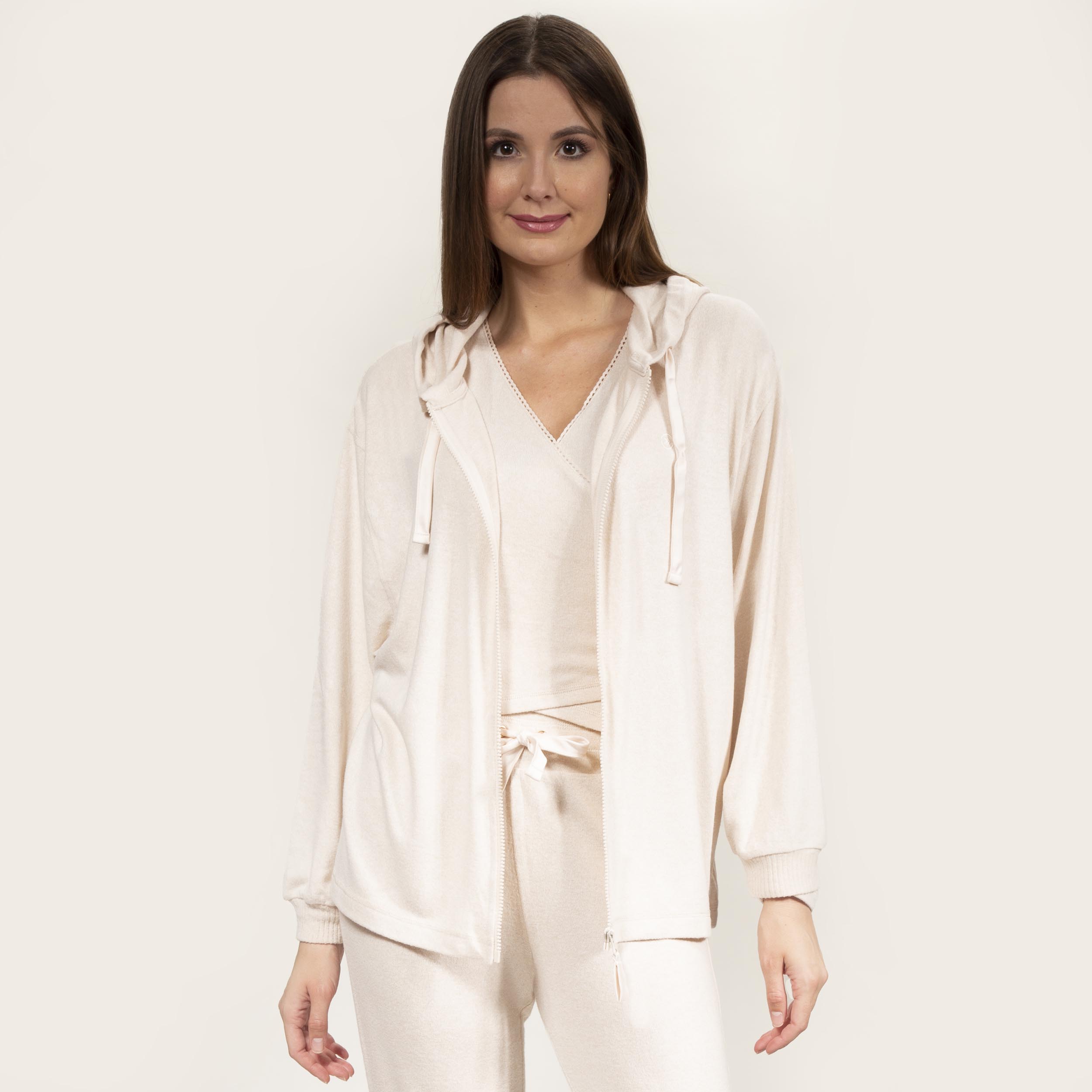 isotoner-sweat-shirt-capuche-femme-beige-homewear-ultra-doux image 1