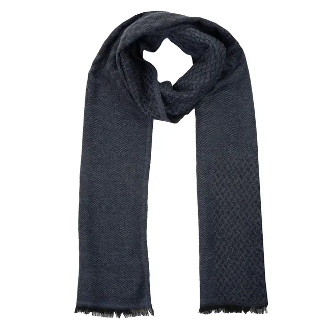isotoner-charpe-mixte-ultra-doux-motif-damier-200-cm image 1