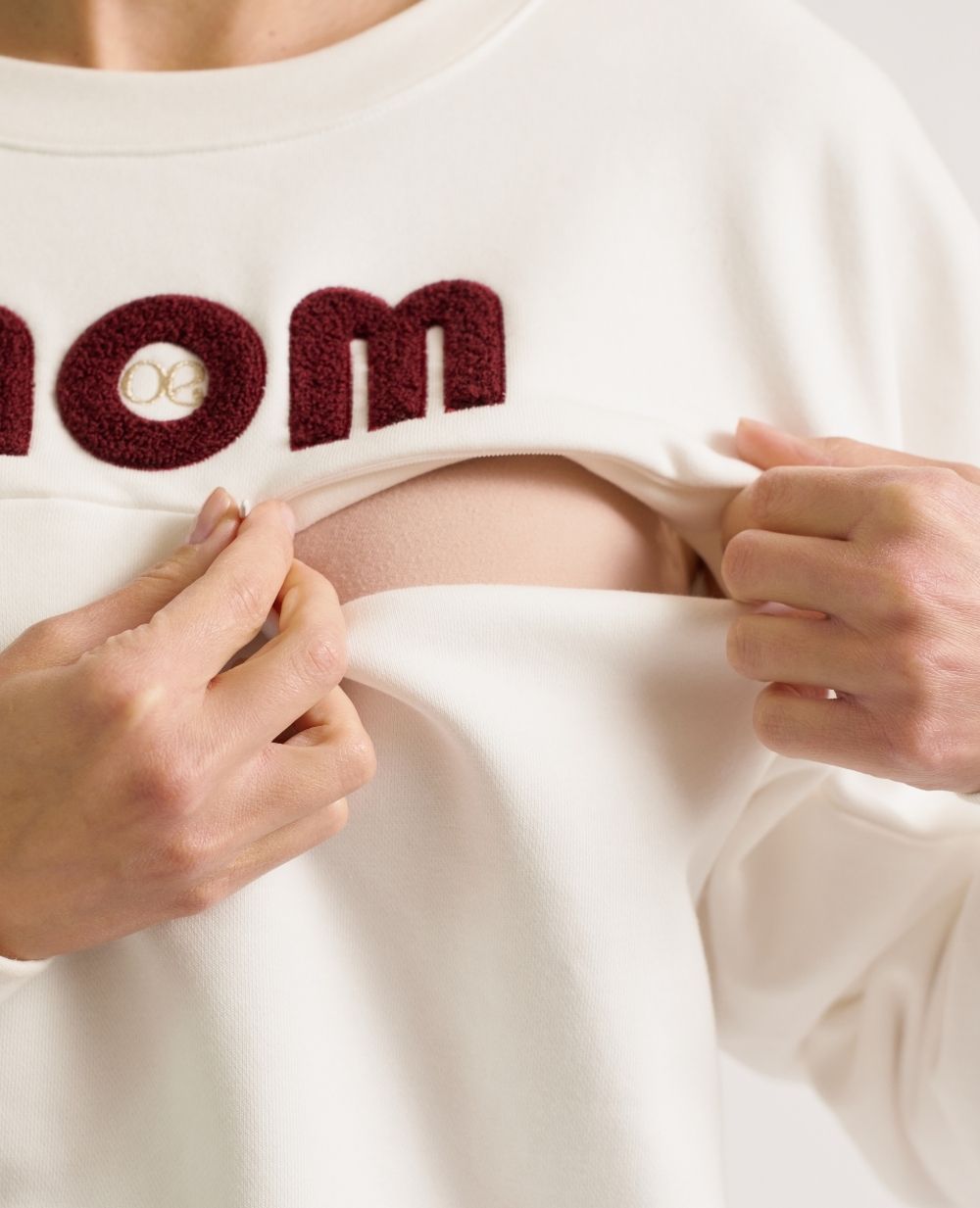 cache-c-ur-mom-sweat-de-grossesse-et-allaitement-ivoire image 3