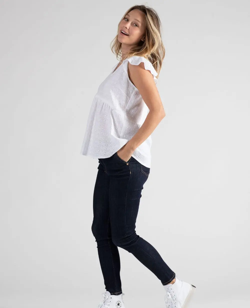 cache-c-ur-suzanne-blanc-brod-haut-papillon-grossesse-et-allaitement image 4