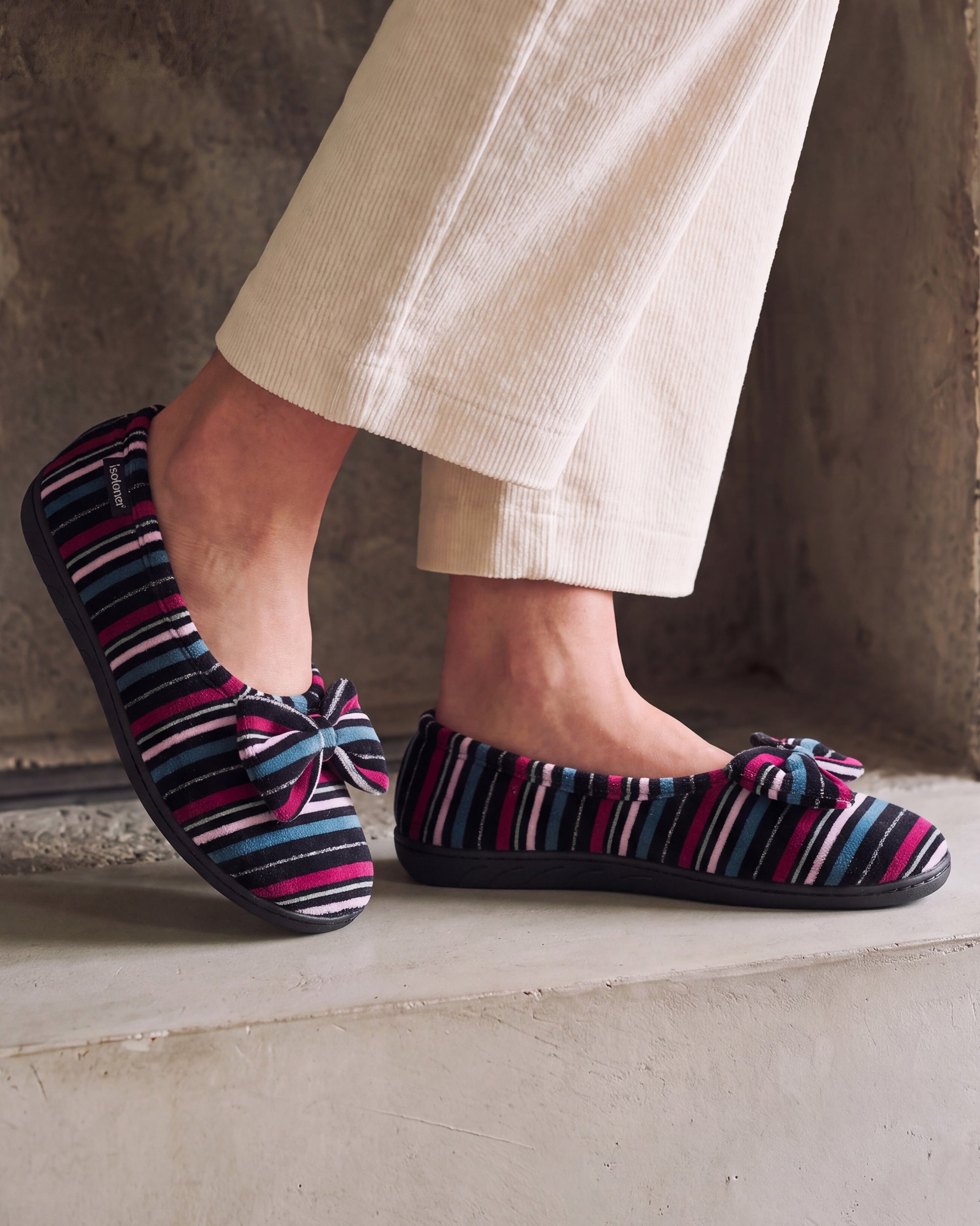 isotoner-chaussons-ballerines-femme-rayures-canard image 2