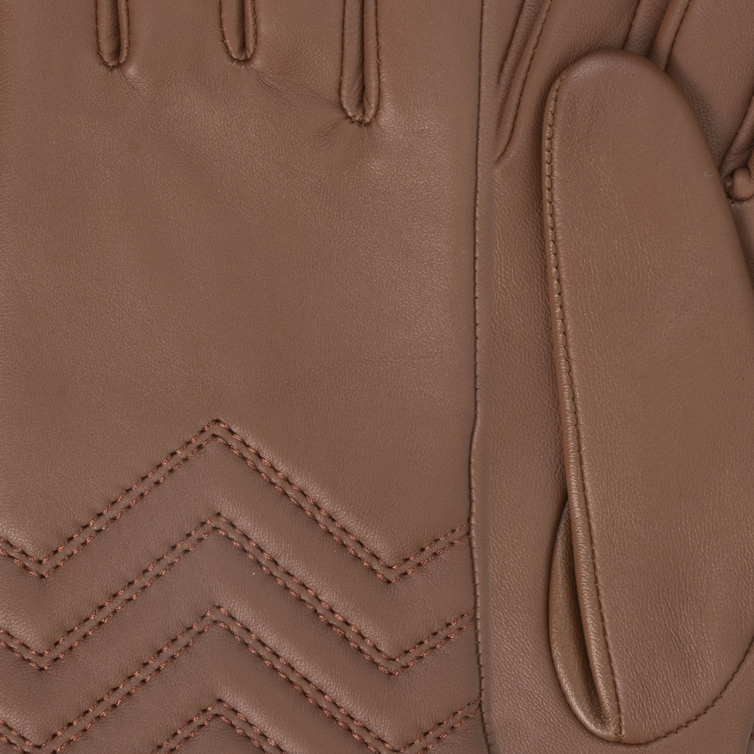 isotoner-gants-femme-cuir-d-agneau-cognac-surpiq-res-doubl-s-soie image 2