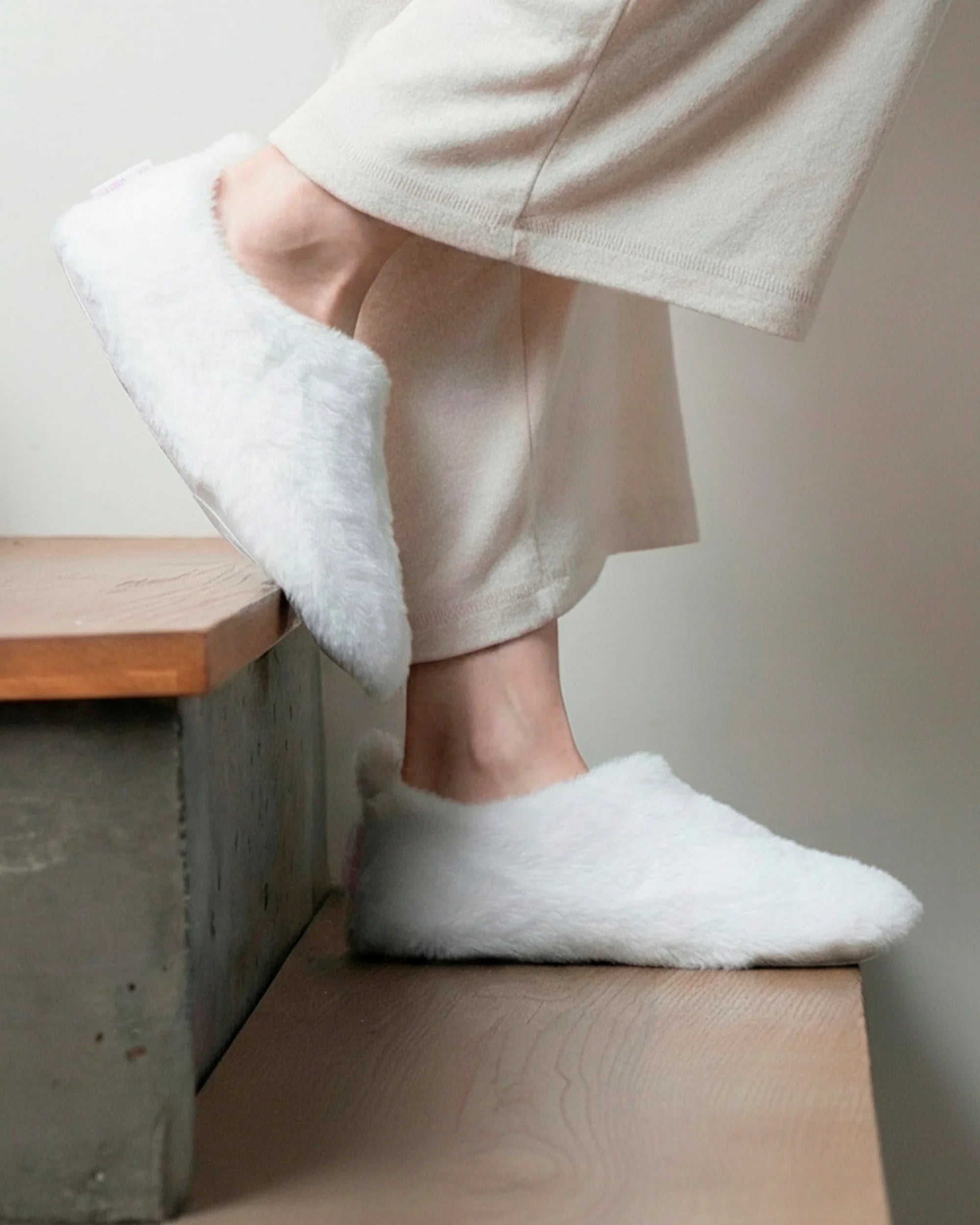 isotoner-chaussons-bottillons-femme-ivoire image 2